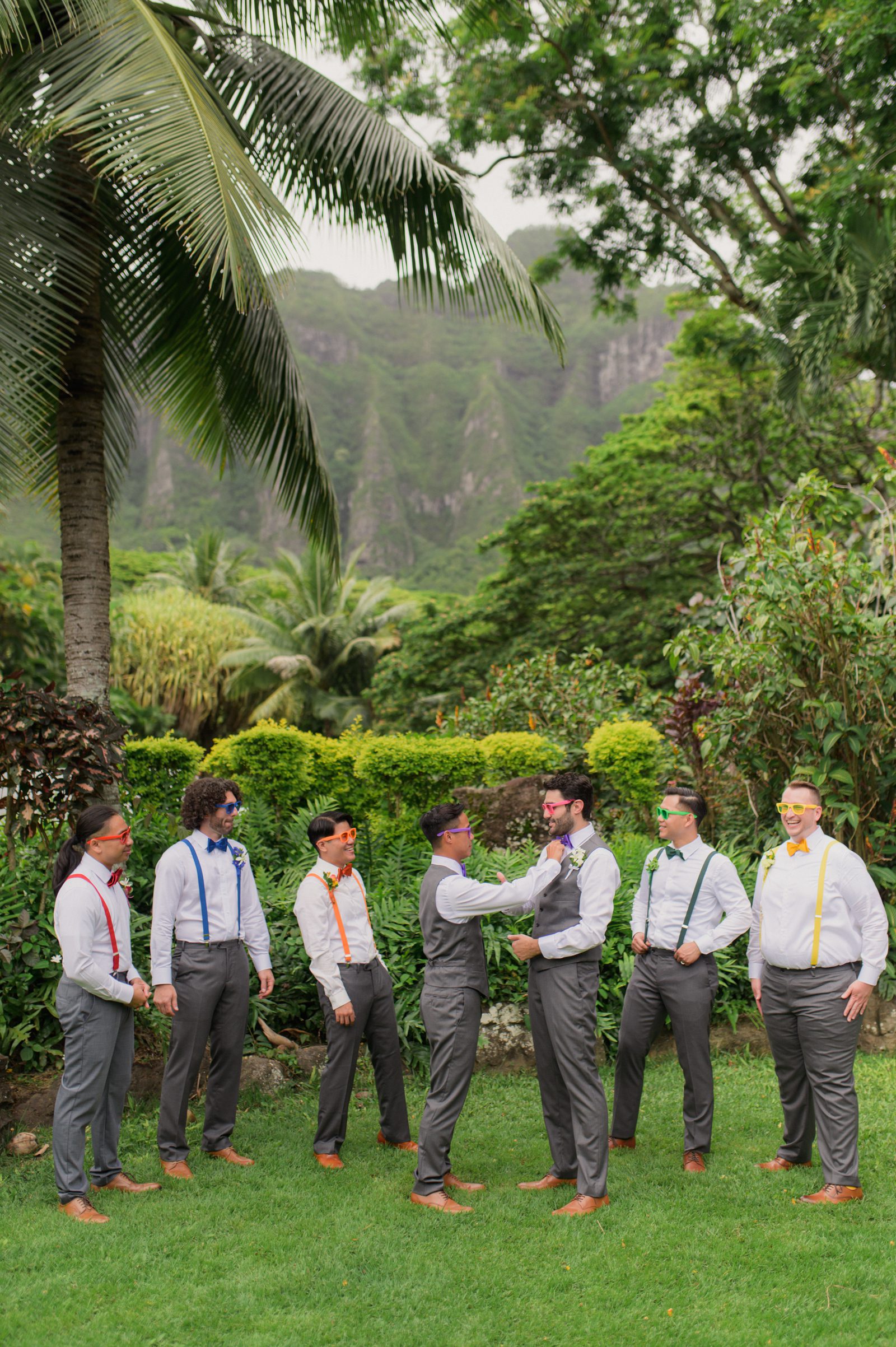 Boston to Honolulu destination wedding photographers seamless photography