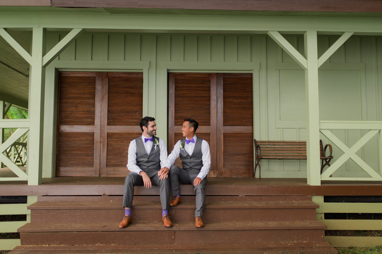 lgbtq destination wedding in Honolulu hawaii
